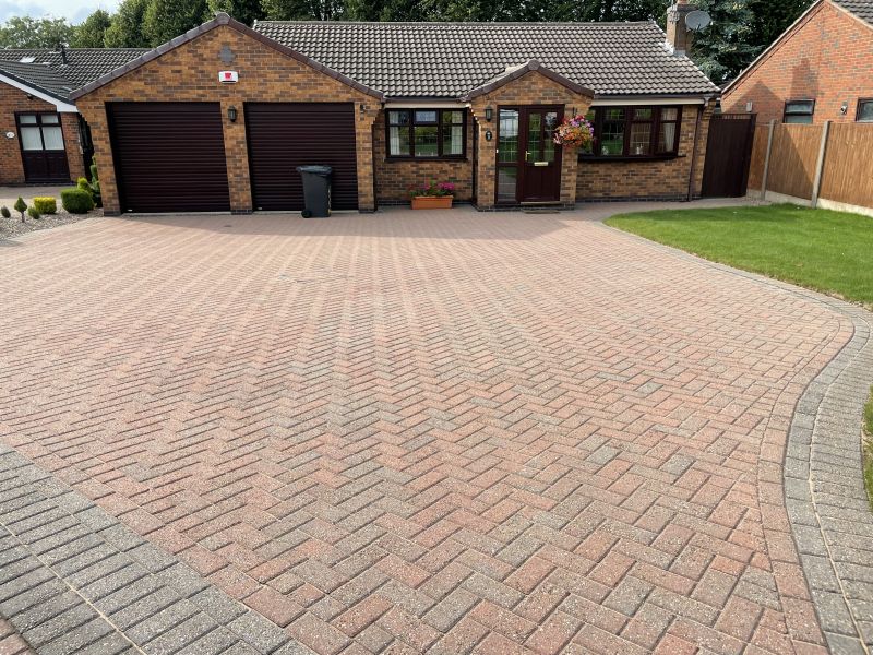 Block paving cleaned and re-sanded in Ilkeston : Swipe To View More Images