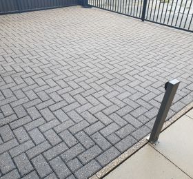 Block paving after being cleaned and re-sanded in Edwalton : Click Here To View Larger Image