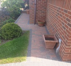 Block paving path after being pressure washed and re-sanded in Ilkeston: Click Here To View Larger Image