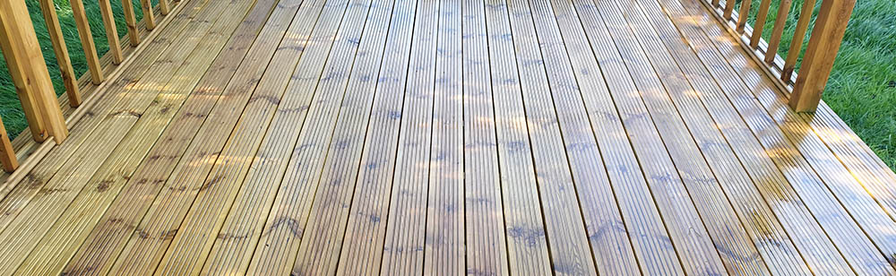Garden Decking Cleaning